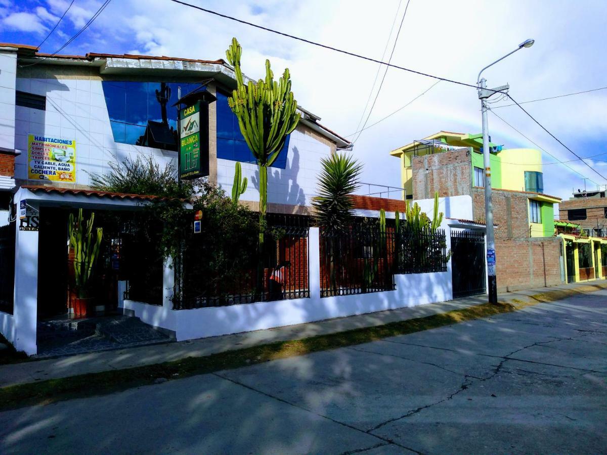 Casa Blanca Hospedaje Huamancaca ภายนอก รูปภาพ