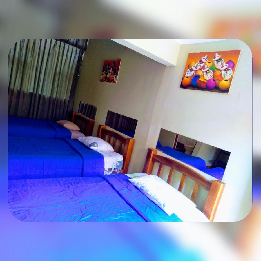 Casa Blanca Hospedaje Huamancaca ภายนอก รูปภาพ
