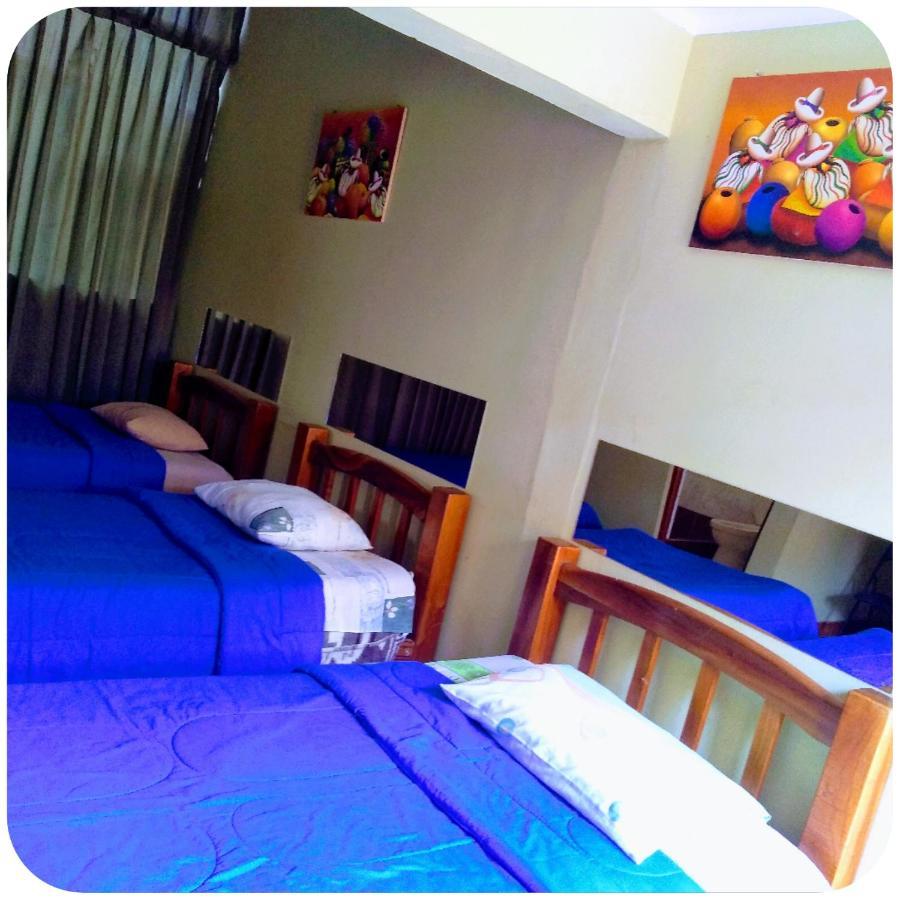 Casa Blanca Hospedaje Huamancaca ภายนอก รูปภาพ